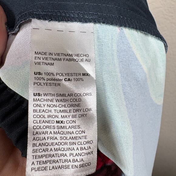 Chico's 3.5 / 18 Floral Wide Pants Black Elastic Waist Pull On Side Pocket - Picture 9 of 10